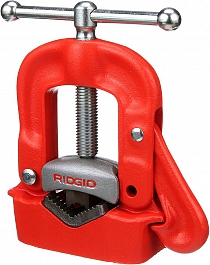 Верстачные откидные тиски для труб Ridgid 21A вид справа